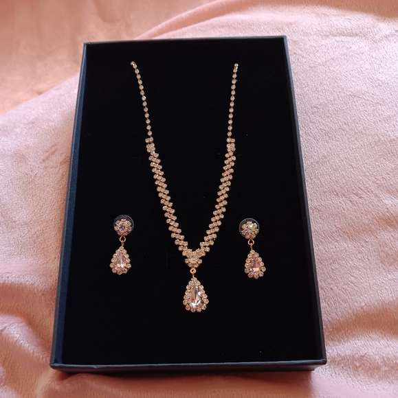 Necklace set pendant earings - Picture 2 of 3